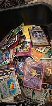 Large collection of bulk Pokemon cards
